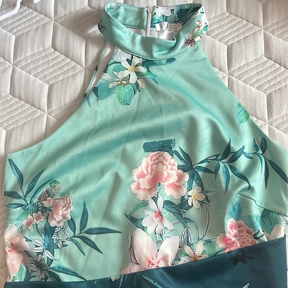 Halter style green flower dress Medium by Venus - Picture 14 of 17